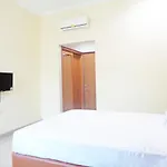 Oyo 2631 Palm Residence